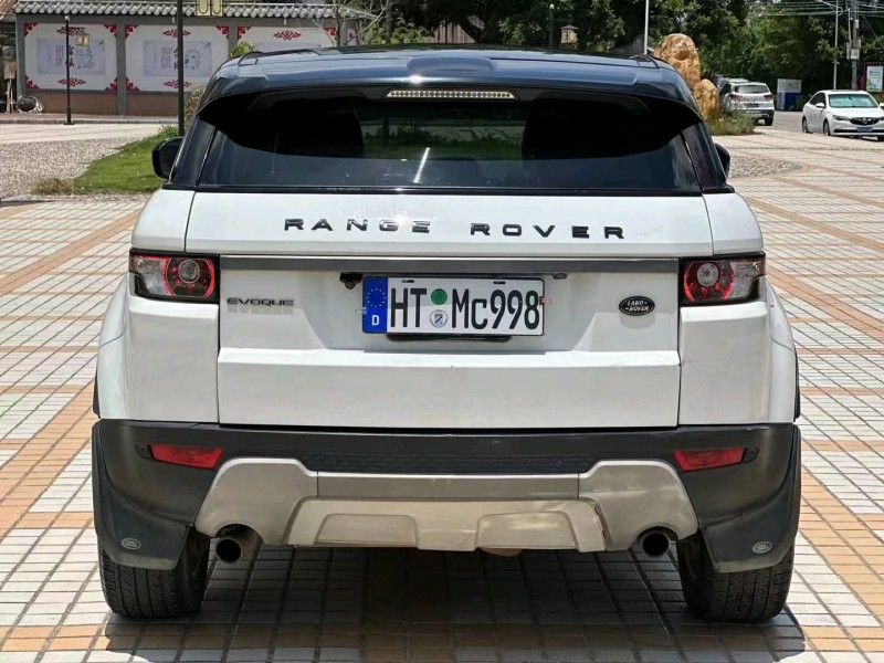 汕头13年路虎极光9