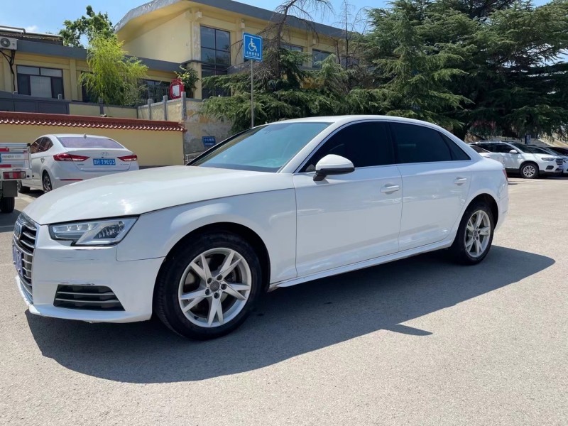 济宁17年奥迪A4L2