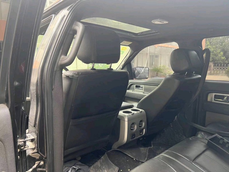 济宁17年福特猛禽4