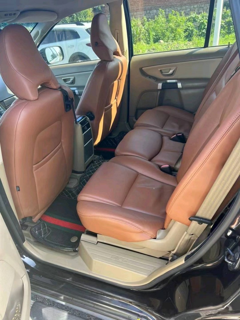 东营11年沃尔沃XC907