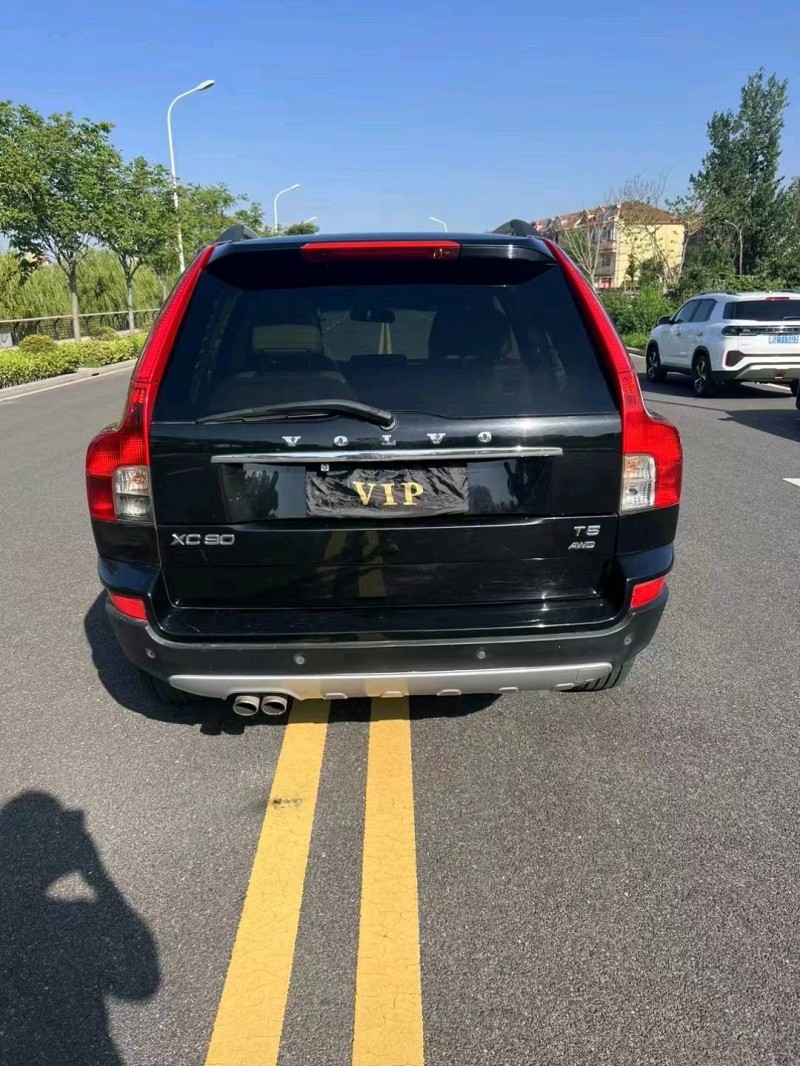 东营11年沃尔沃XC908