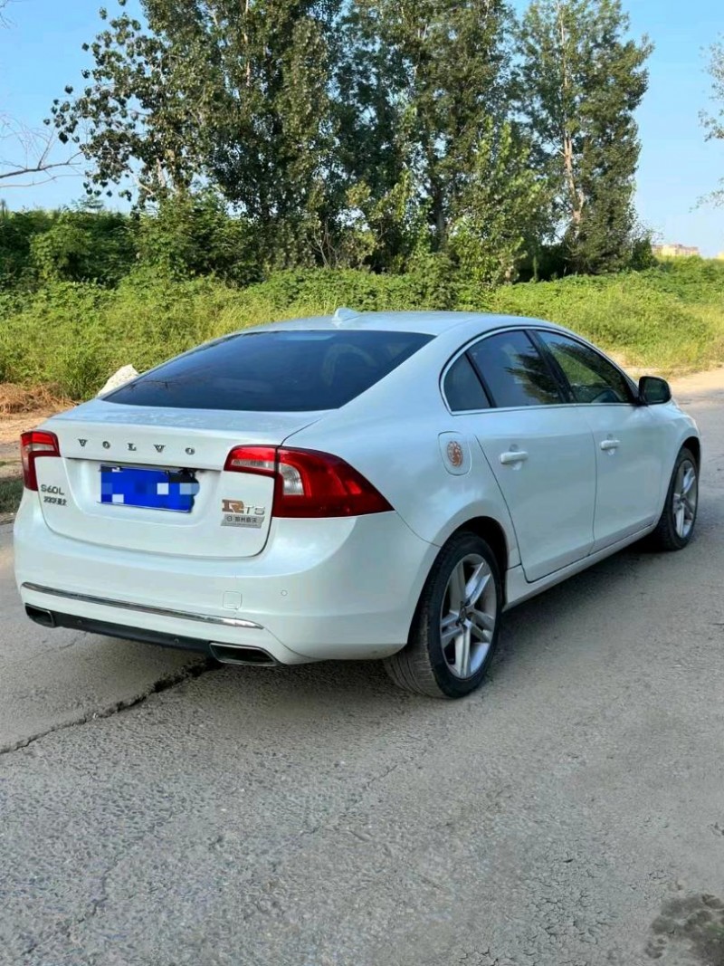 枣庄16年沃尔沃S60L7