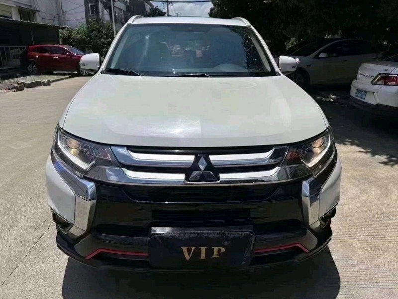 宜昌18年三菱欧蓝德1