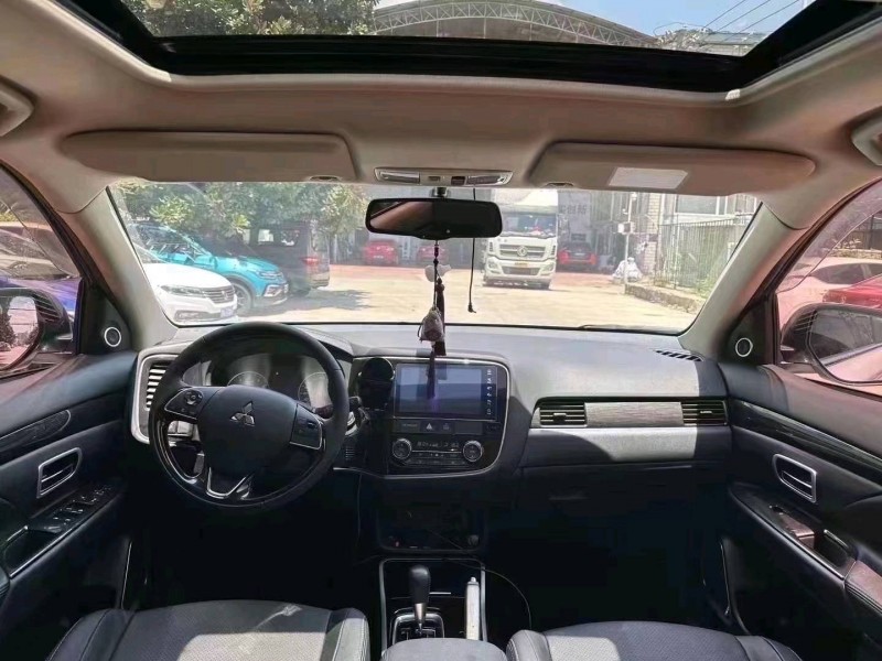 宜昌18年三菱欧蓝德5