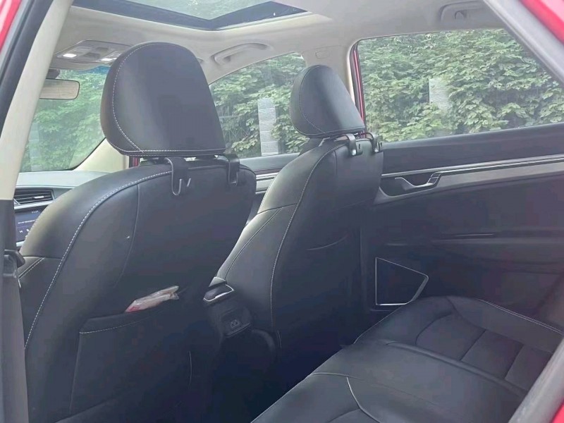 济宁20年吉利帝豪GS4