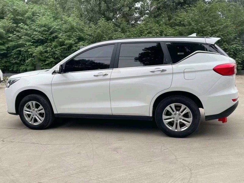 济宁20年哈弗M62