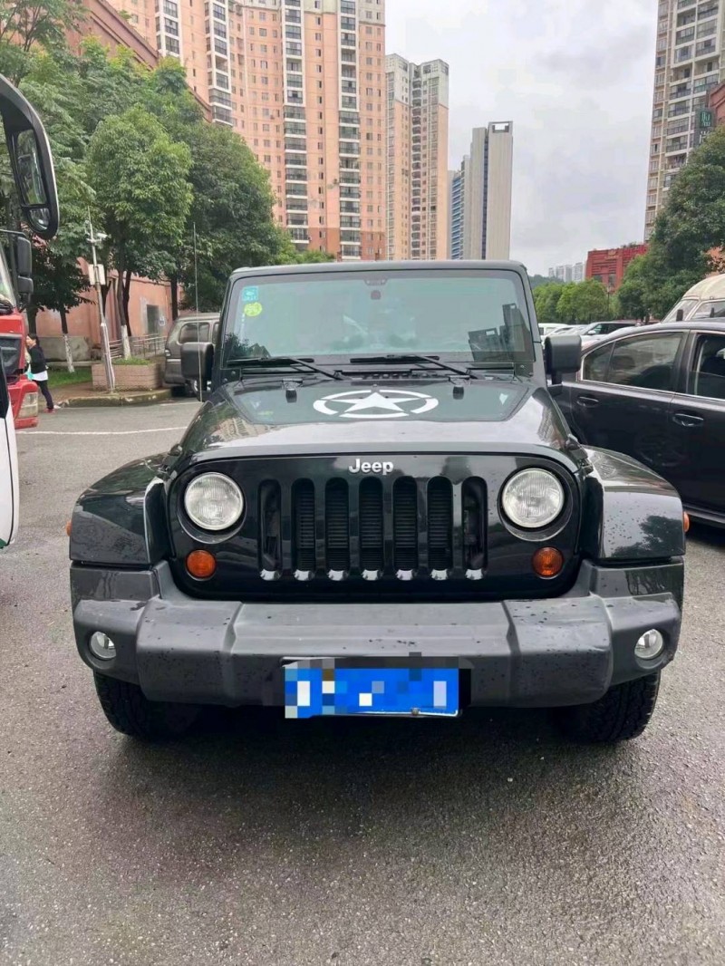 貴陽13年Jeep牧馬人1