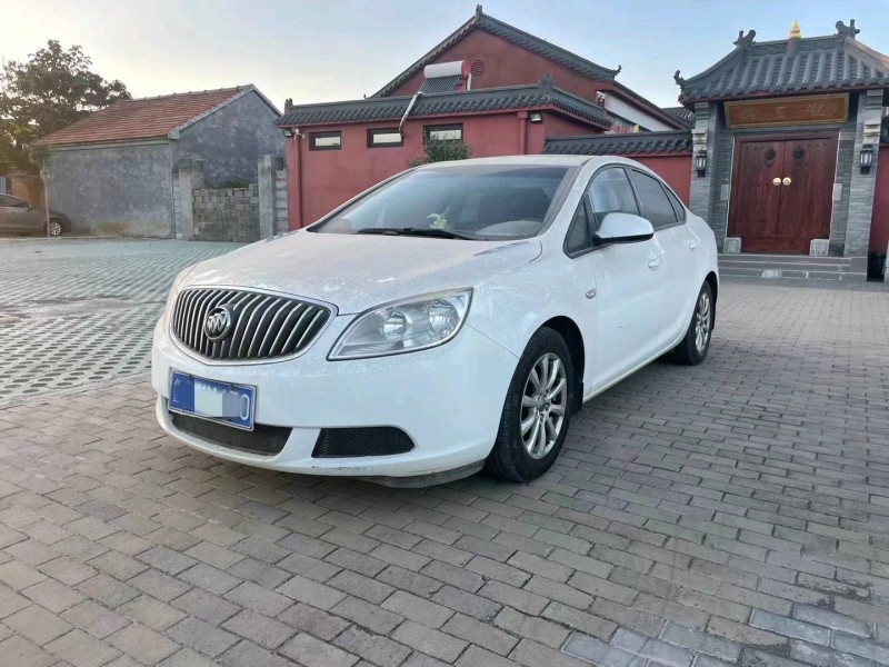 枣庄13年别克英朗GT2