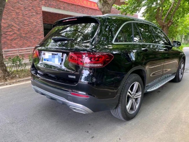 东营21年奔驰GLC4