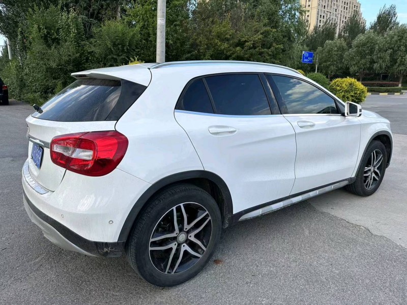 沈阳16年奔驰GLA8