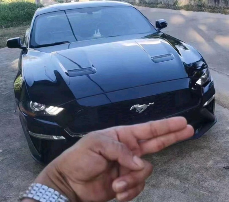 珠海18年福特野马1