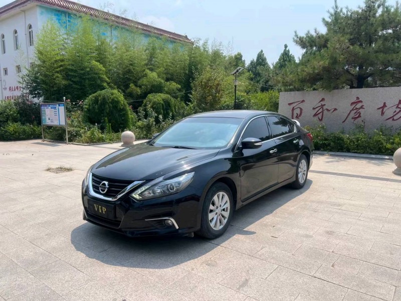 济南18年日产天籁2