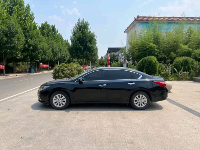 济南18年日产天籁7