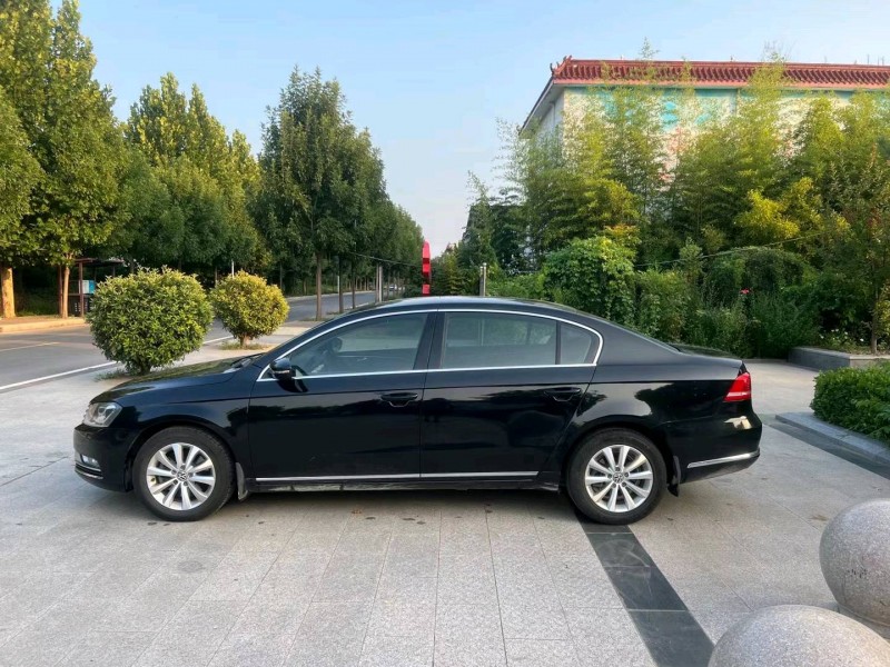 济南14年大众迈腾7