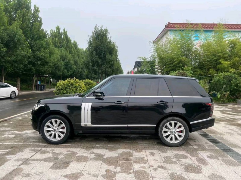 济南15年路虎揽胜行政7