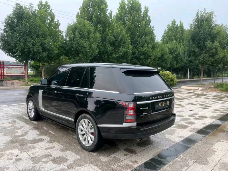 济南15年路虎揽胜行政8