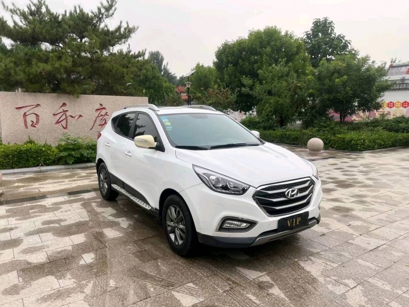 济南16年现代ix353