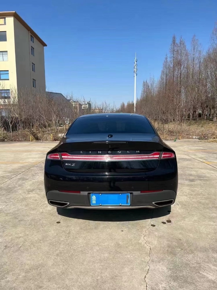 東營20年林肯MKZ4