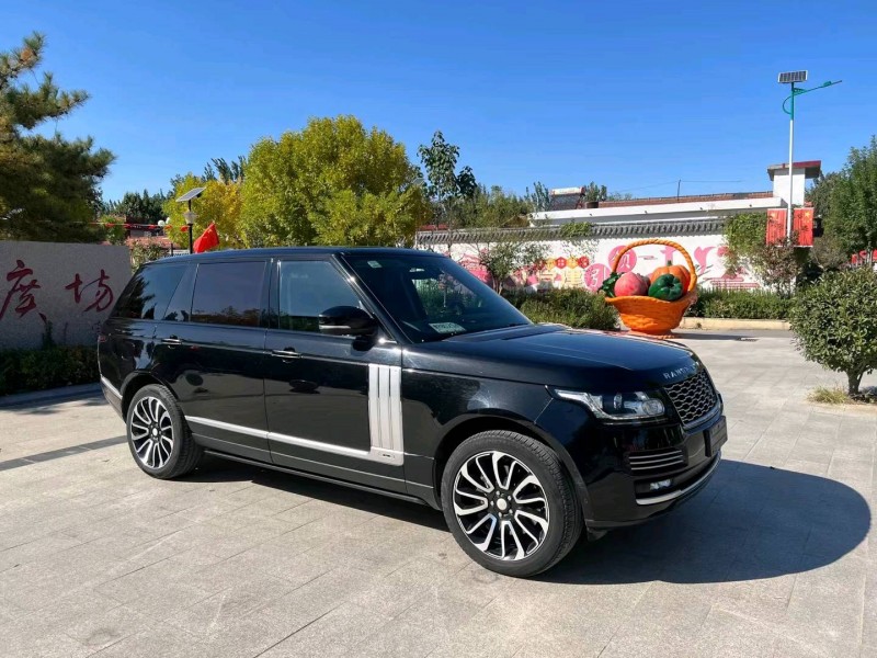 济南17年路虎揽胜行政3