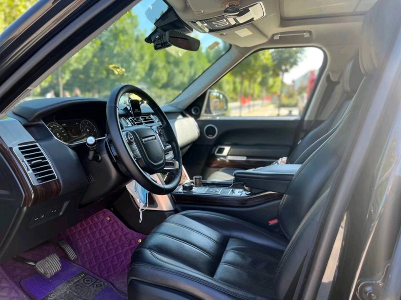 济南17年路虎揽胜行政4