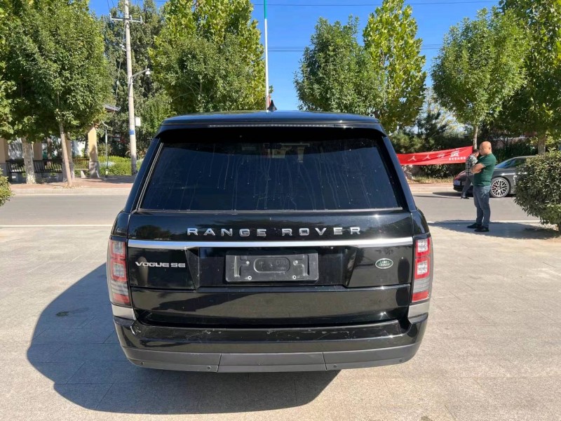 济南17年路虎揽胜行政9