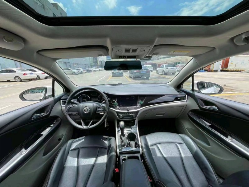 珠海20年别克威朗7