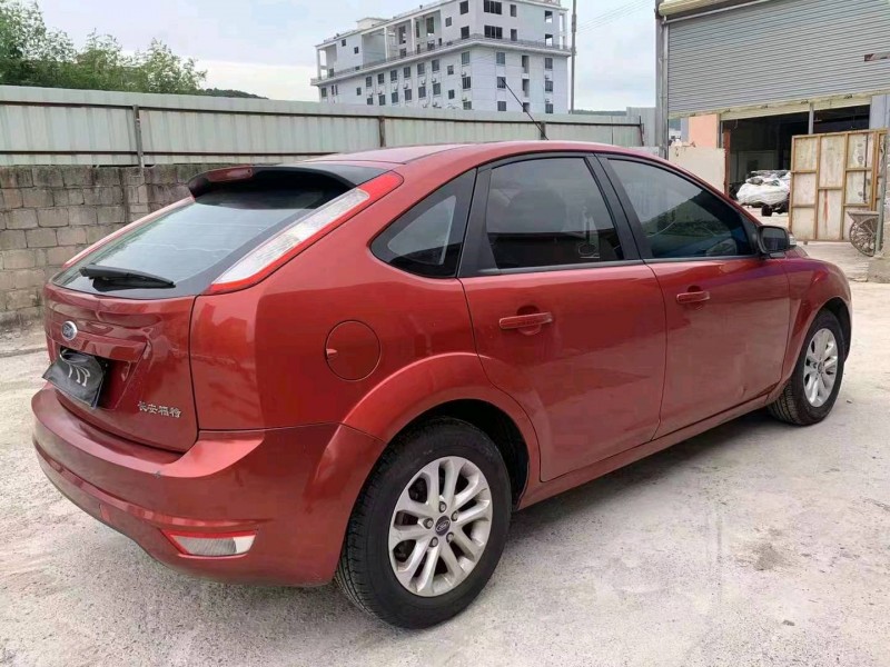 珠海15年福特福克斯7
