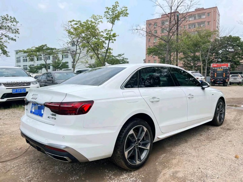 东莞22年奥迪A4L8