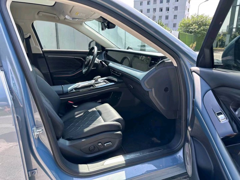 盐城22年岚图汽车FREE5