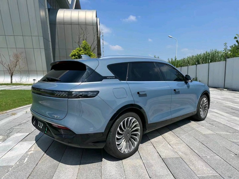 盐城22年岚图汽车FREE8