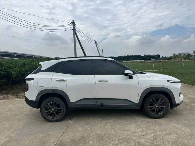 中山20年寶駿RS35
