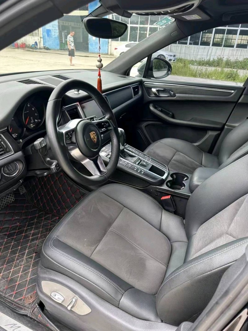 襄陽15年保時捷Macan4