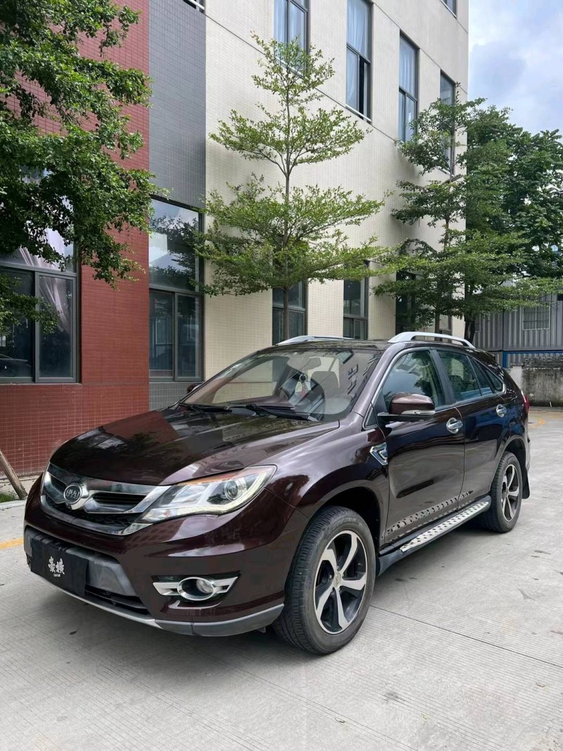 佛山16年比亚迪S73