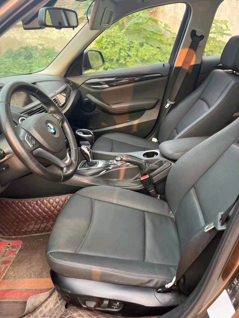 济南15年宝马X16