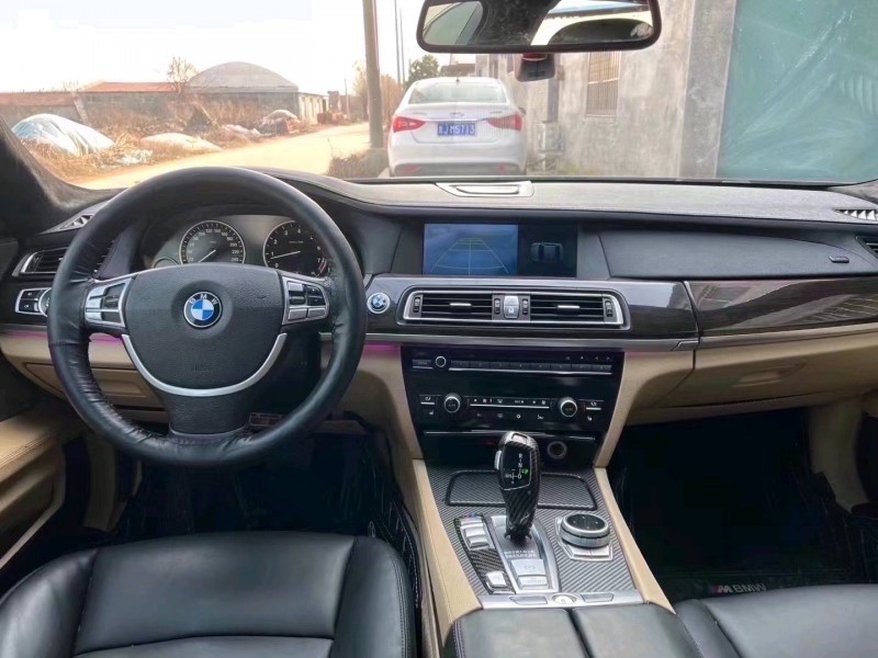 济南10年宝马7系6