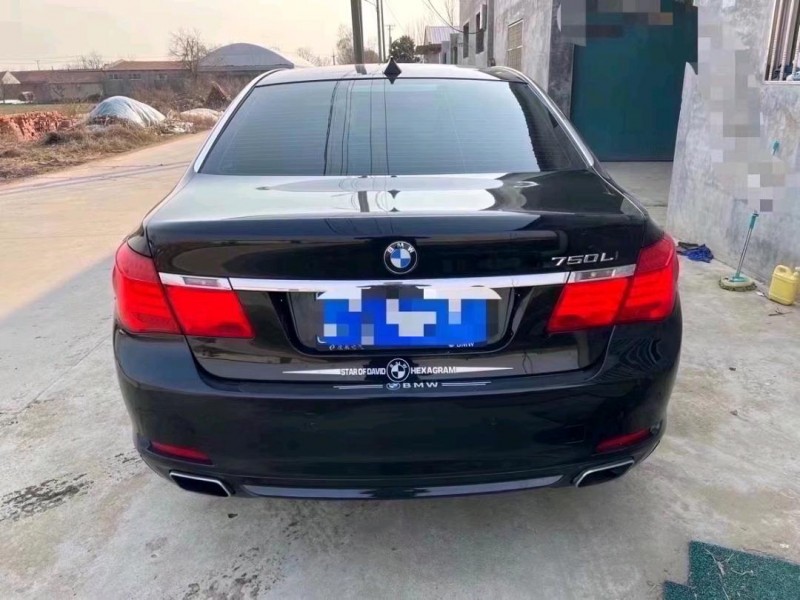 济南10年宝马7系9