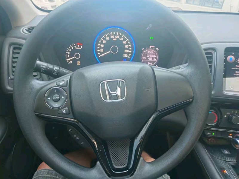 宜昌20年本田缤智4