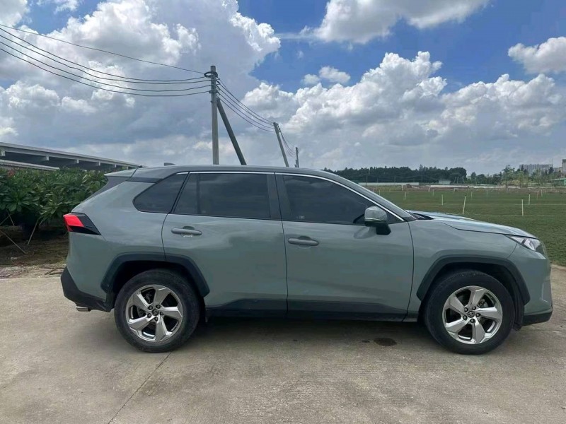 汕头20年丰田RAV4荣放3