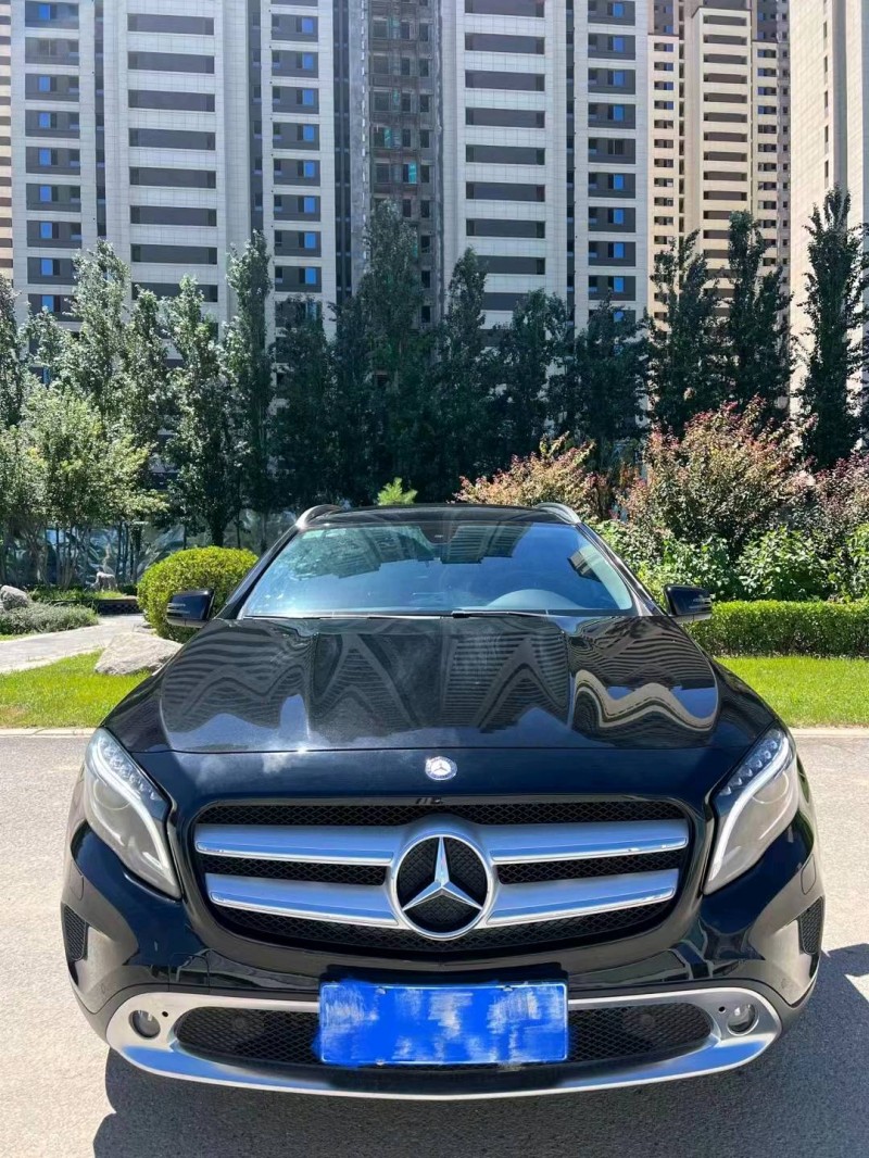 邯郸16年奔驰GLA1