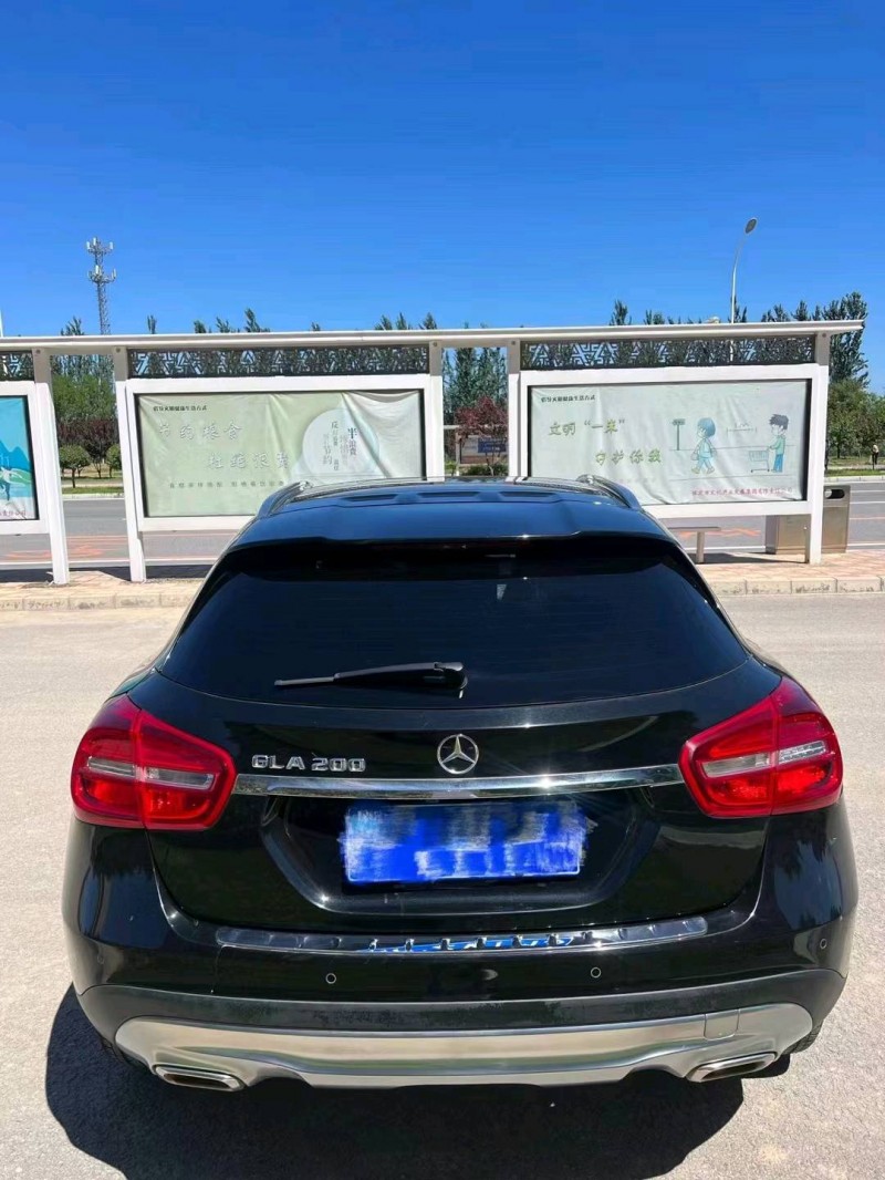 邯郸16年奔驰GLA5