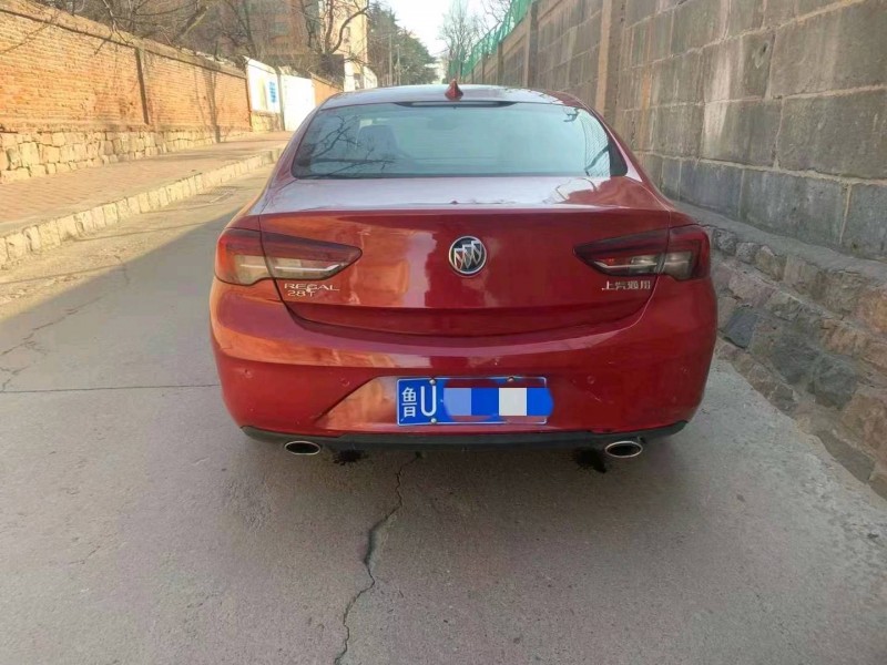 枣庄18年别克君威2