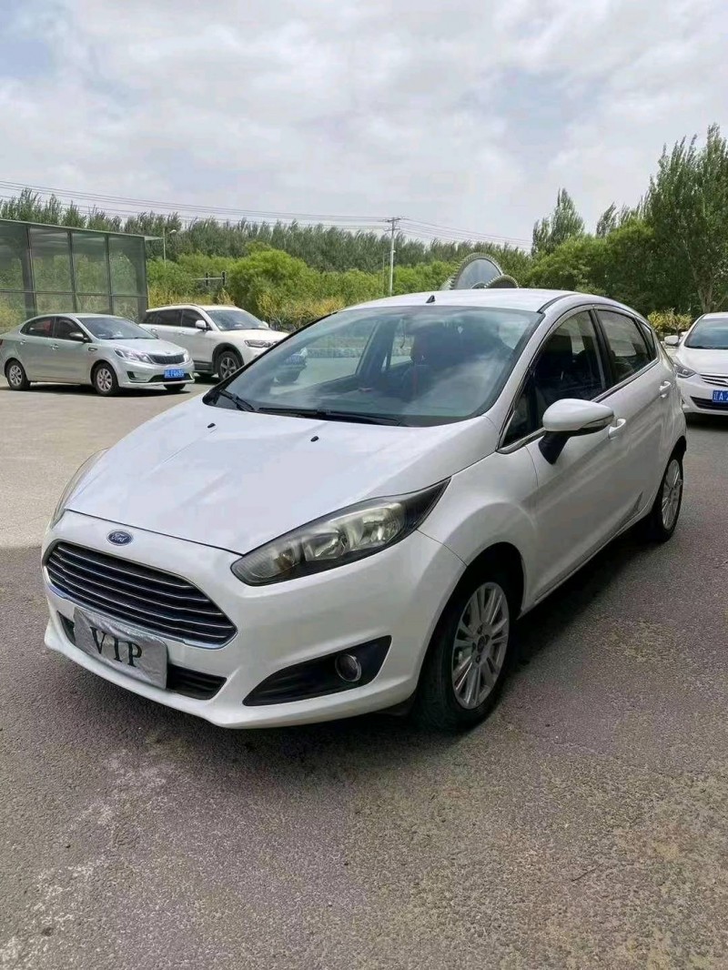 沈阳14年福特嘉年华2