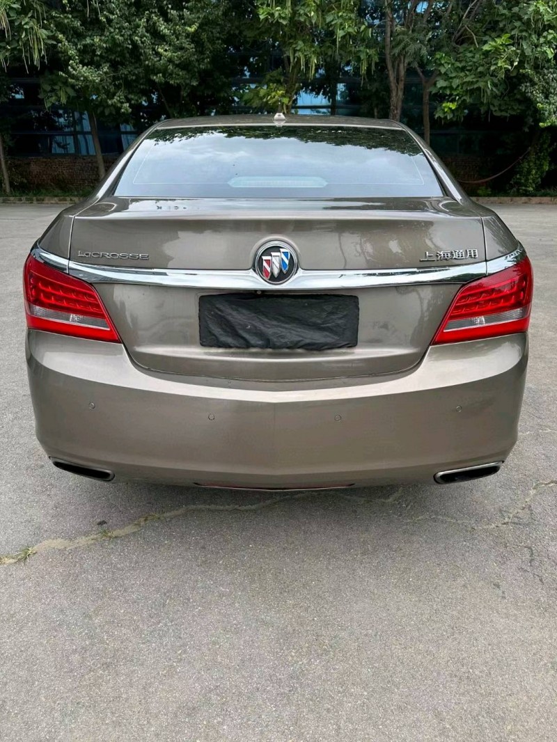 沈阳14年别克君越3