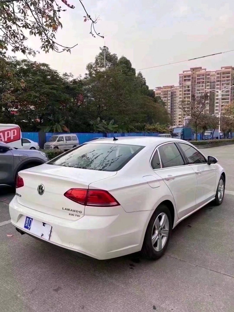 广州17年大众凌渡7