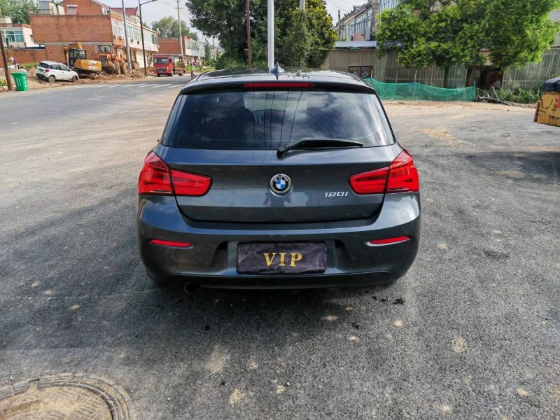 蚌埠16年宝马1系9