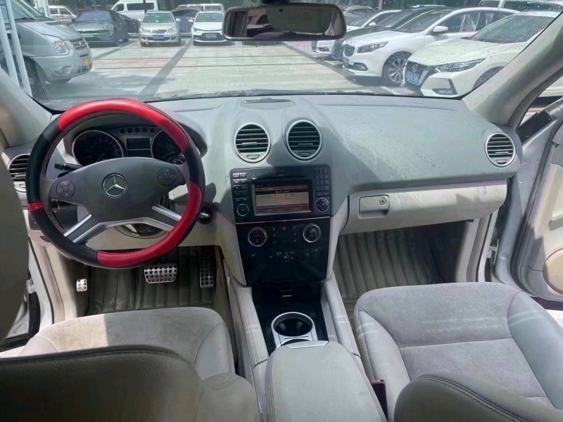 苏州09年奔驰ML2