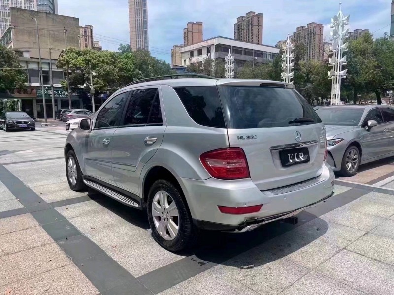 苏州09年奔驰ML7