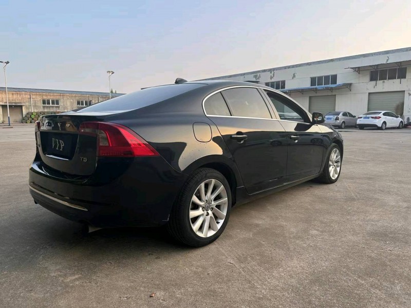 宿迁15年沃尔沃S60L6