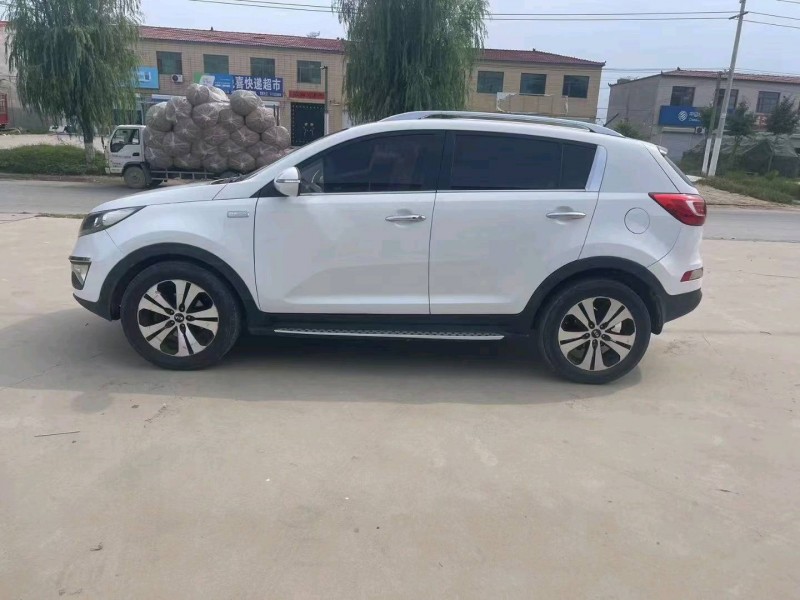 保定14年起亚智跑3