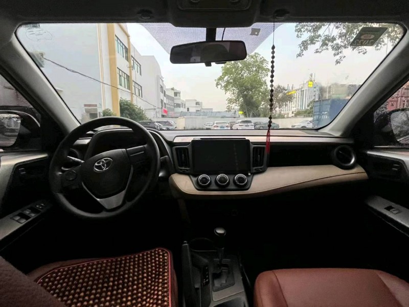 东莞18年丰田RAV4荣放6